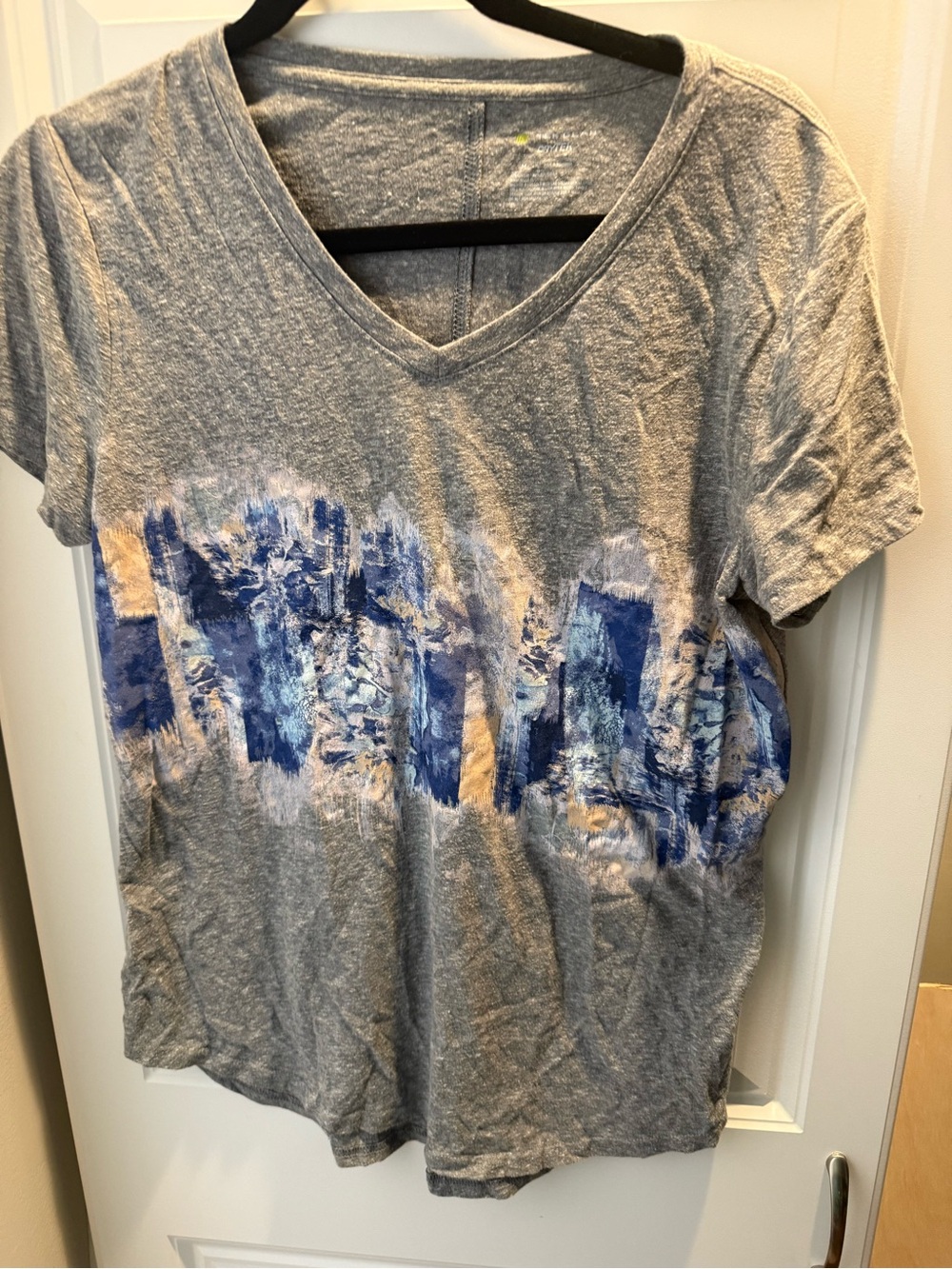 Women’s Tek Gear Gray V-Neck Tee with Blue and Cream Brushprint